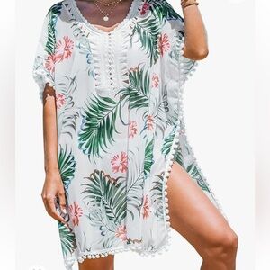 CUPSHE Women's Scoop Neck Tropical Floral Print Tassel Slit Cover-Up| Medium
